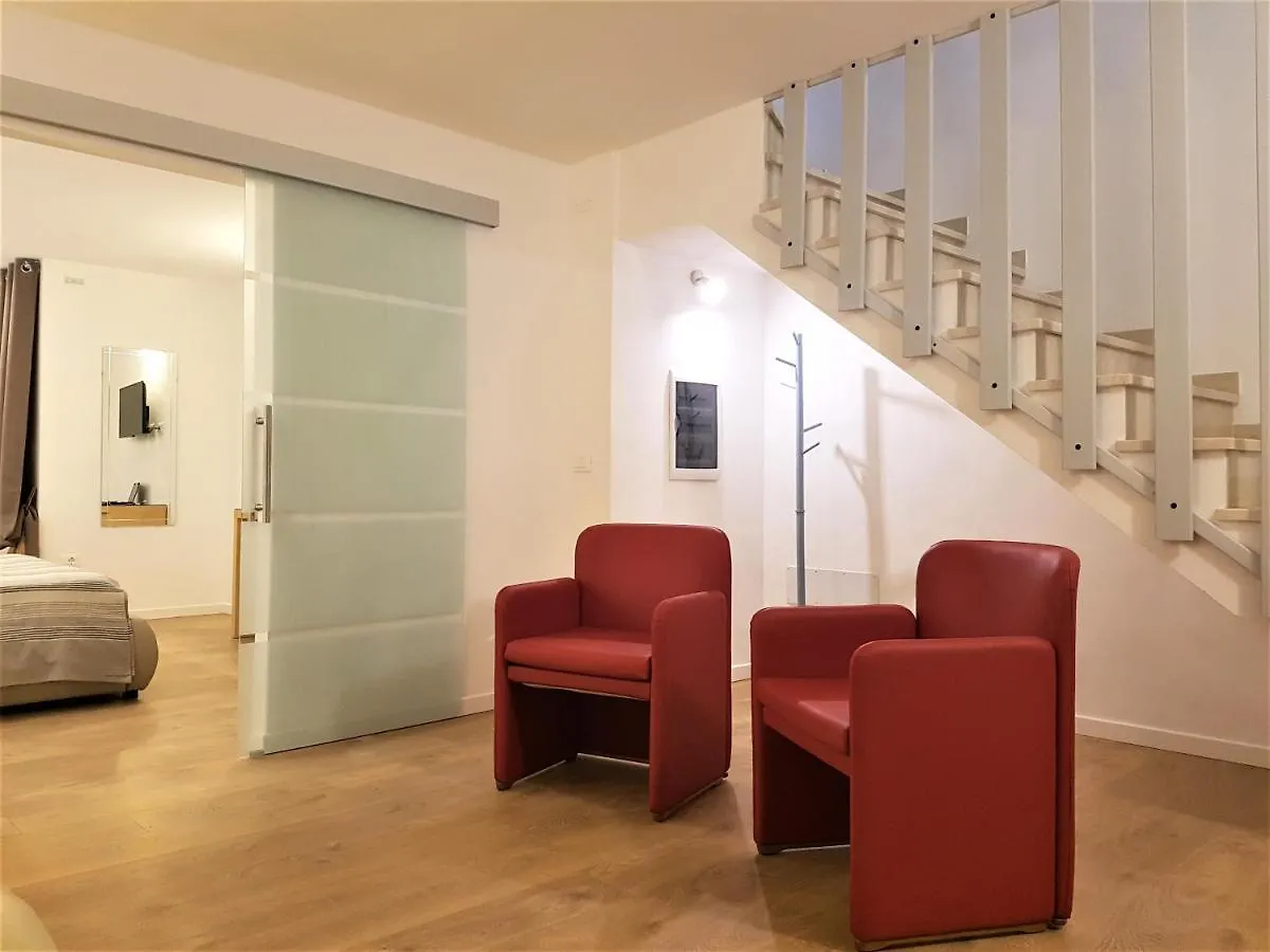 Sweet Honey Apartment Raffa 0*,  Italy
