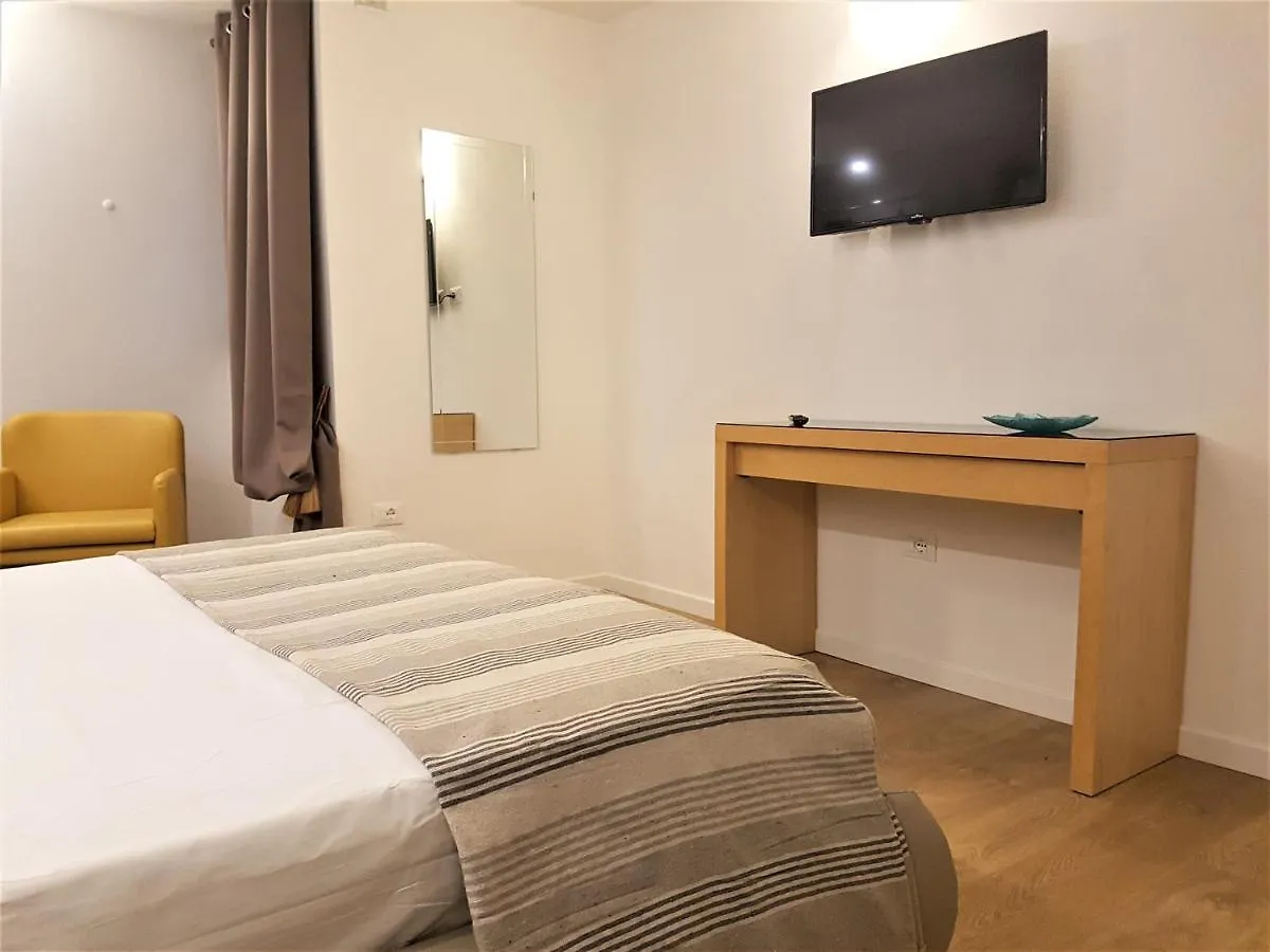 Sweet Honey Apartment Raffa Holiday home
