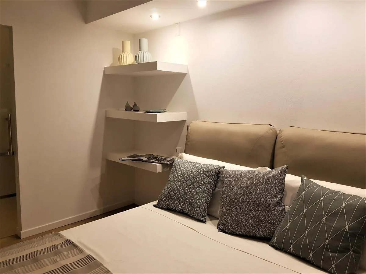 Sweet Honey Apartment Raffa